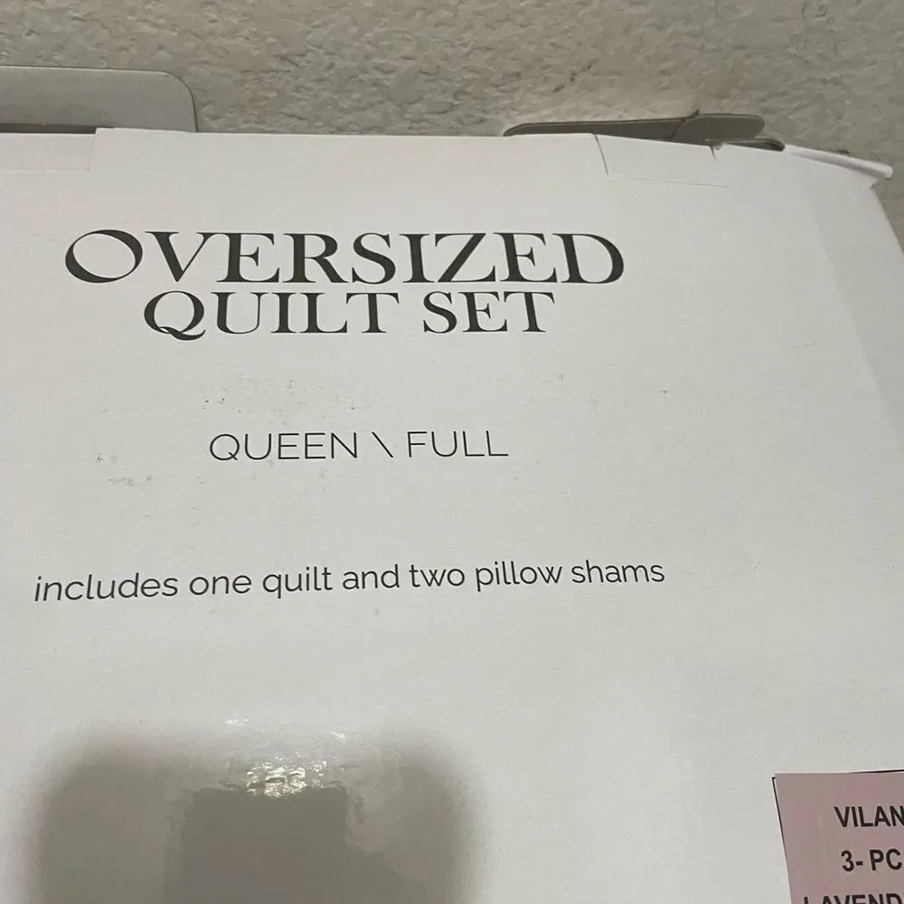 Southshore Fine Linens Circle one Quilt & 2 pillows Set lavender full/ queen.